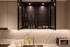 Metropole Thu Thiem Condo Apartment