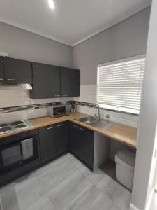 Blue Views Ocean at Brookes Hill Suites