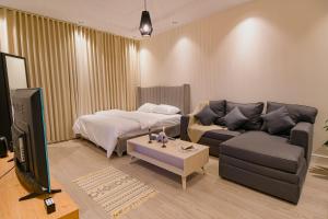 استديو فندقي وأنيق بمدخل ذاتي بجانب البوليفارد