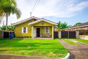 Drax Hall 2 Bed Villa Getaway 24hrs security