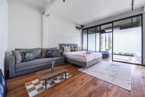 MIQ Ekkamai2 3BR Designer home Oval Bathtub 15pax