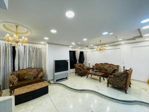 WisTree Luxury Service Apartment-Bkc
