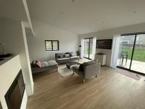 Maison rénovée en Bourgogne - Renewed house in Burgundy - Coutarnoux