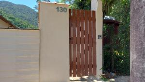 Kitnet em excelente localização 150m da praia do sapê - Maranduba Ubatuba