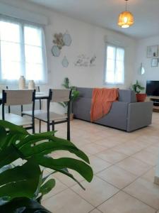 Proche aéroport à pied, O Nature - Ubytování bez kategorie ve městě Tillé