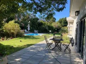 Morningside home full solar, pizza oven and pool - Helderberg College