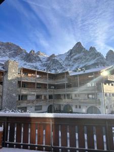 Appartamento con terrazza vista Pale di San Martino