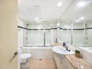 Good Value Convenient City Central 2BR Apt