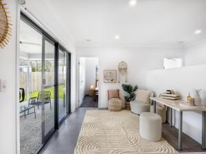 4BR Newly furnished Cozy house Brownsplain