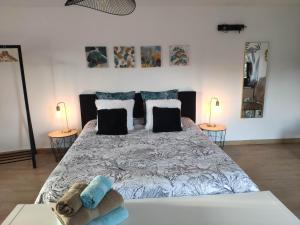 La Tourelle Suite Cosy entre vignoble aixois et Luberon