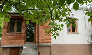 Maradj Még Vendégház