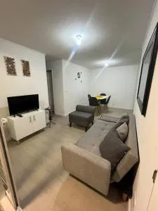 Hermoso y tranquilo departamento con estacionamiento - El Cardonal