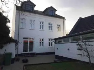 Vidunderligt byhus, 180m2 i hjertet af Esbjerg. - Bramming