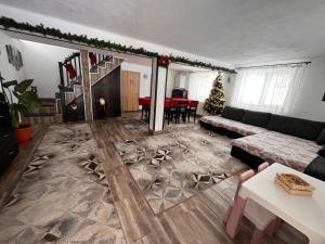 Casa In Curte La Zavate