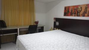 Flat mobiliado, beira mar na melhor localização da Praia do Cabo Branco - João Pessoa PB