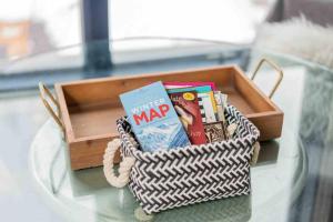 Designer Unit -Center of Town of Telluride, steps to Gondola and town park