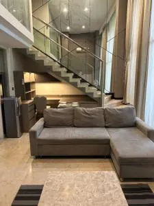 Art Deco Residence by AA Apartement - Cikareumbi 2