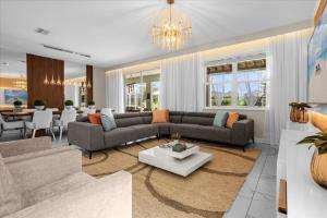 9 Bedroom 5 Bathroom Champions Gate 851 Pb