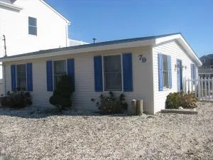 Super Cute!! Waterfront Lagoon In Beach Haven West! - Манахокин