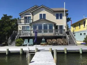 Harvey Cedars Bayfront Vacation Home! - Harvey Cedars