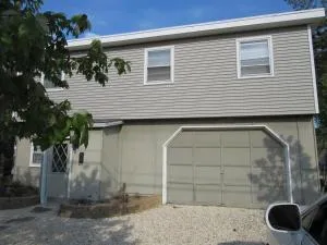 Lagoon Front Home In Harvey Cedars - Harvey Cedars