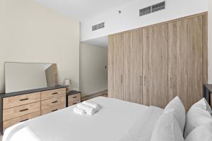 Lovely 1BR Apt in Mirdiff Hills