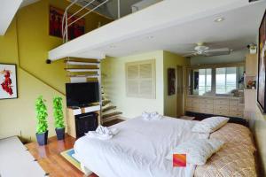 Penthouse Galare Thong Tower