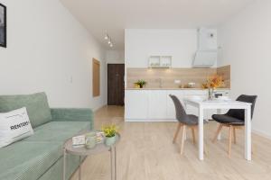 Modern Studio Mokotów with Parking & Balcony by Renters