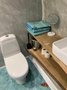 Five Cottages in AONB and an Obbit House!