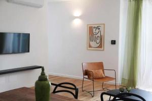 Waterfront balcony I Grani 1 Resort Style Suite