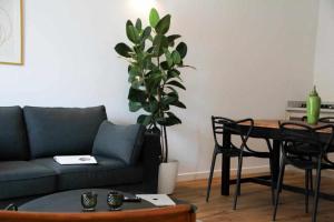 Waterfront balcony I Grani 1 Resort Style Suite