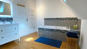 Maisons de vacances Bonnes Routes - 4 star gite in the Perigord Vert : photos des chambres