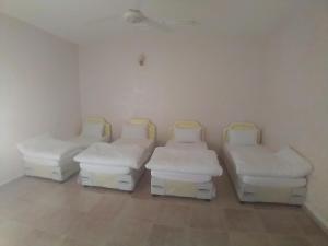 Hotel Ain Safnan Room&Flats فندق عين صفنان غرف&شقق