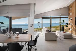 Luxury & Unique Villa Bevel House with sea view