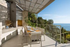 Luxury & Unique Villa Bevel House with sea view