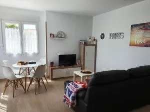 PARÍS - LA COLINA - Praves