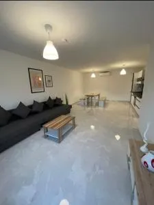 Fancy Big Apartment - Stetten