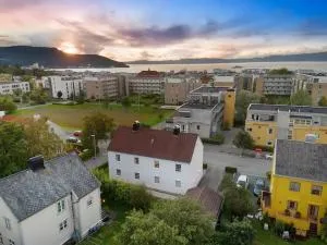 Free Parking at Cozy & Central Getaway - Høiset