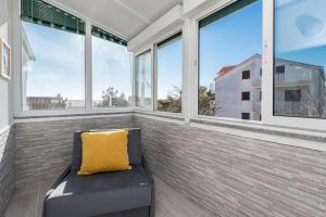 Balen 1. modern ap.close to the beach &city center 