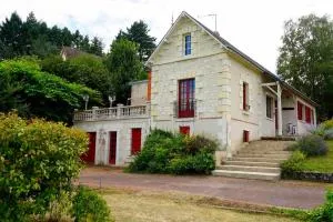 *Bellevue* Demeure vue Cher et Château - 圣艾尼昂