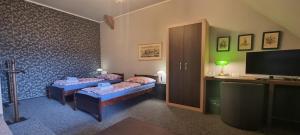 Double or Twin Room with Extra Bed room in Ubytování 8