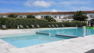 Maisons de vacances Sejour pour 4 avec piscine, proche Thalasso : photos des chambres