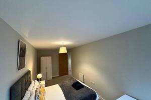 Cosy 1 Bed Central Manchester Apartment Sleeps 2