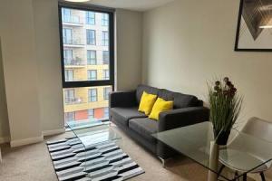 Modern 1 Bed Apartment Central Manchester Sleeps 2