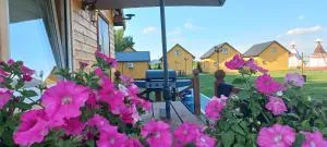 Grabska Osada SUN HOUSE - domki całoroczne ogrzewane - Powązki