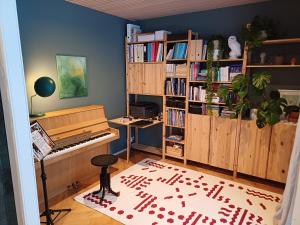 Large House with personality and calming view