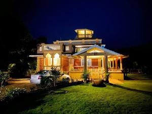 Shangri-La Valley Retreat (3bhk) Luxury Villa, Kjt