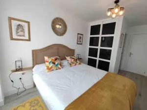 Exclusivo apartamento con aparcamiento gratuito - Adal