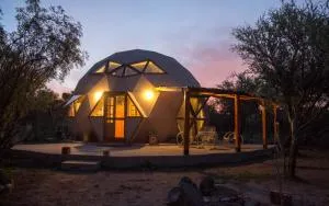 Domo Sankalpa - Manantial Blanco