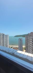 AP frente a praia com vista do mar